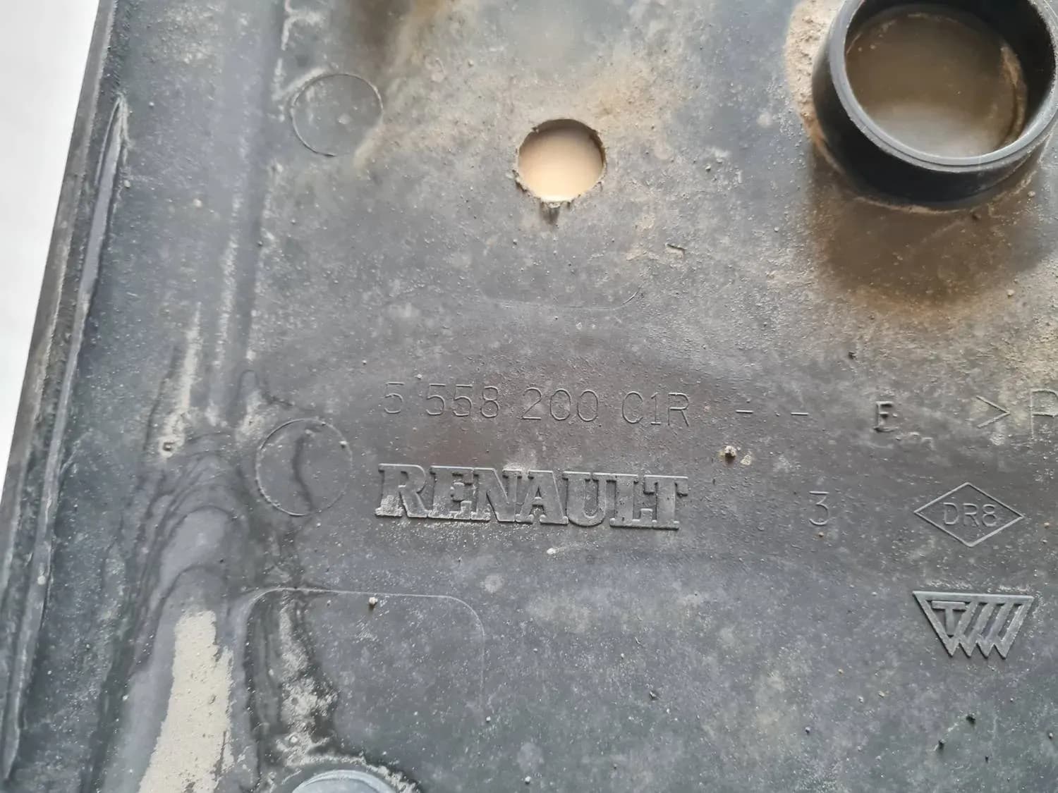 Protecția așezului spate RENAULT SCENIC III 2011 - foto 7