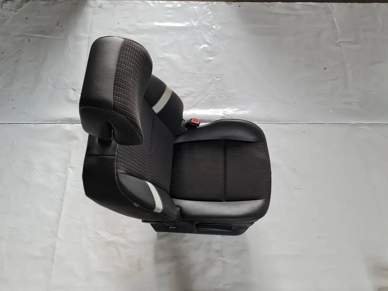 Scaun dreapta față RENAULT SCENIC III 2011 - foto 1