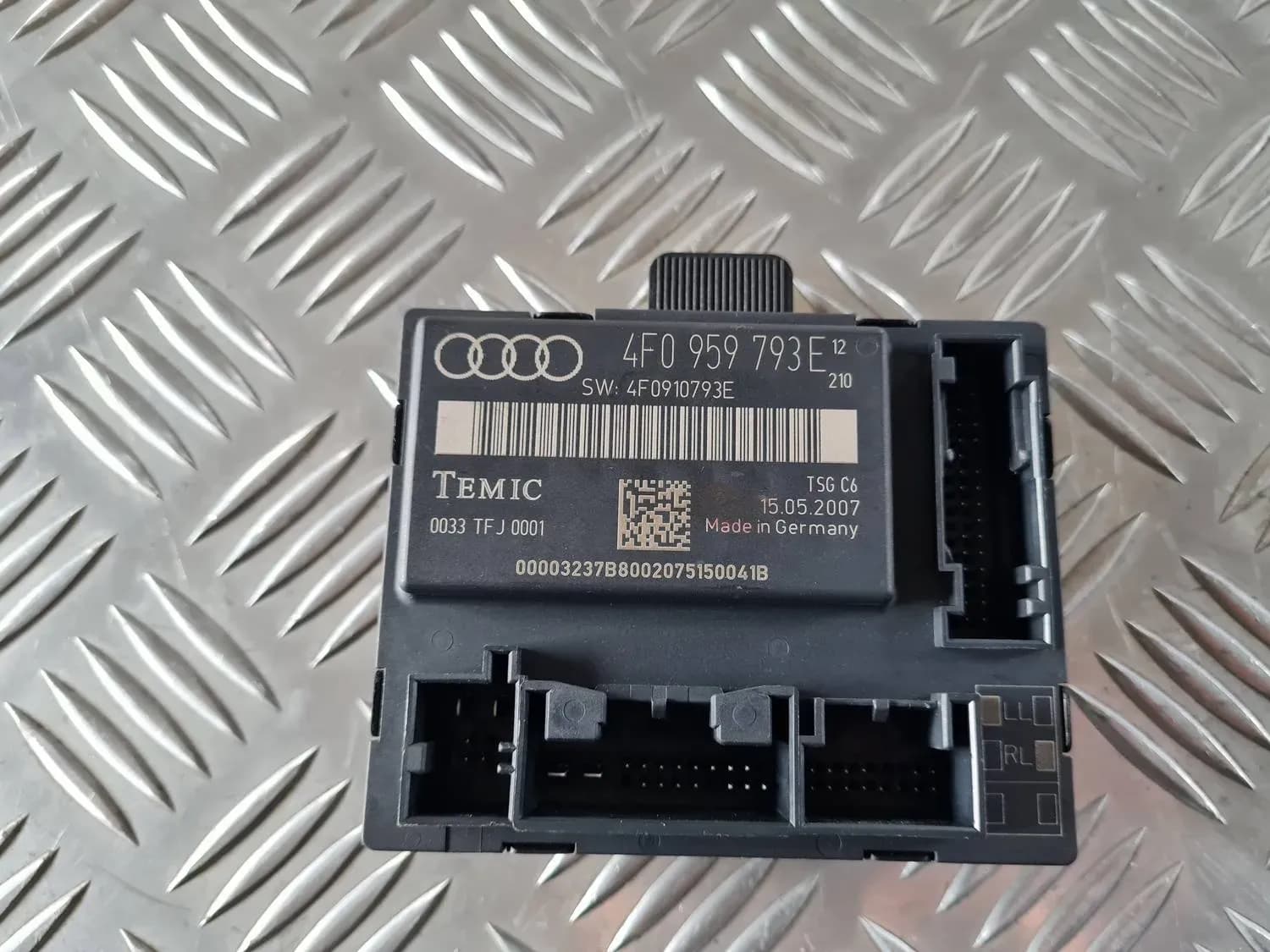 Unitate de control confort AUDI A6 2008 - foto 2