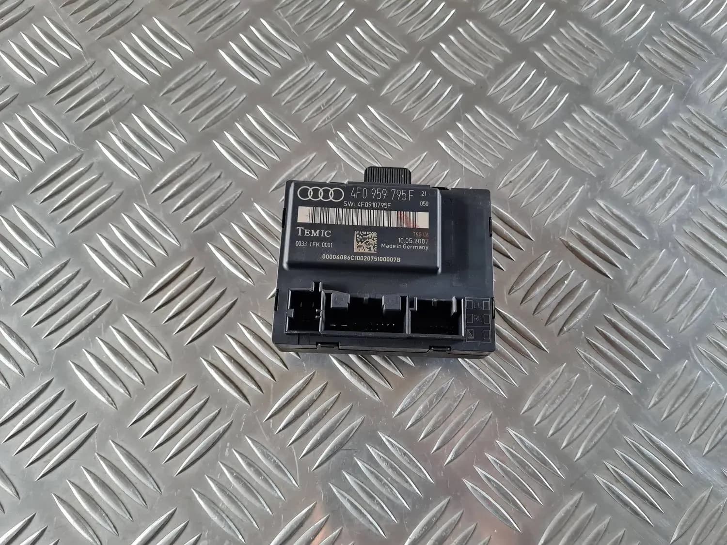 Unitate de control confort AUDI A6 2008
