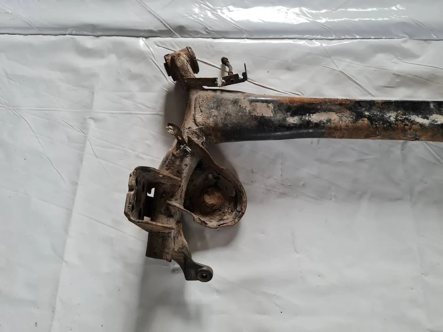 Punte spate/Subcadru spate RENAULT SCENIC III 2011 - foto 1