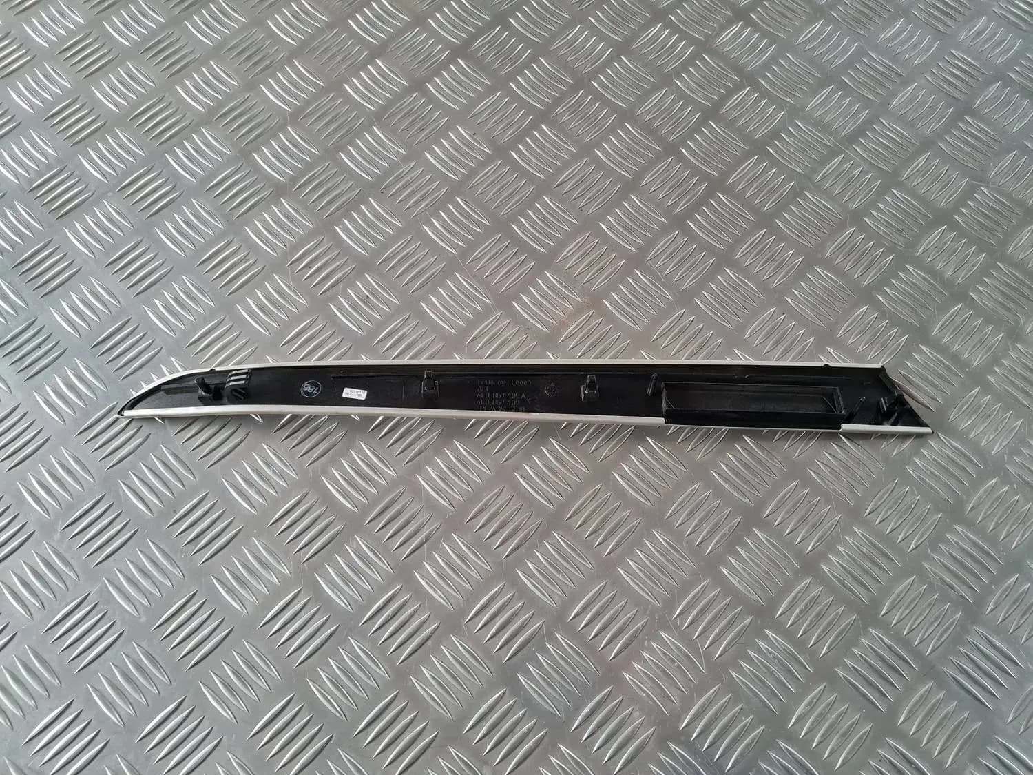 Panouri ornamentale pentru uși AUDI A6 2008 - foto 3