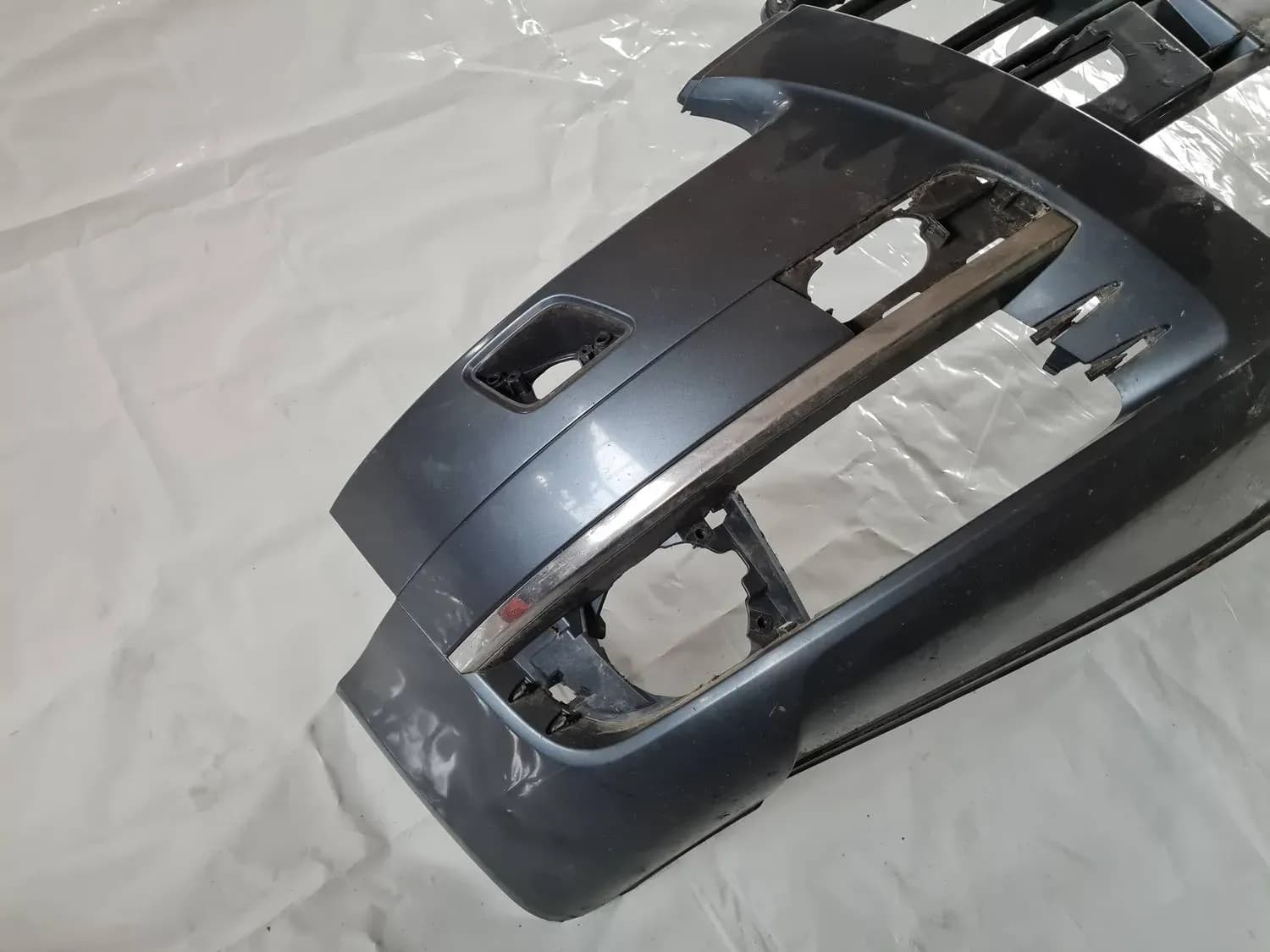 Bara de protecție față AUDI A6 2008 - foto 8
