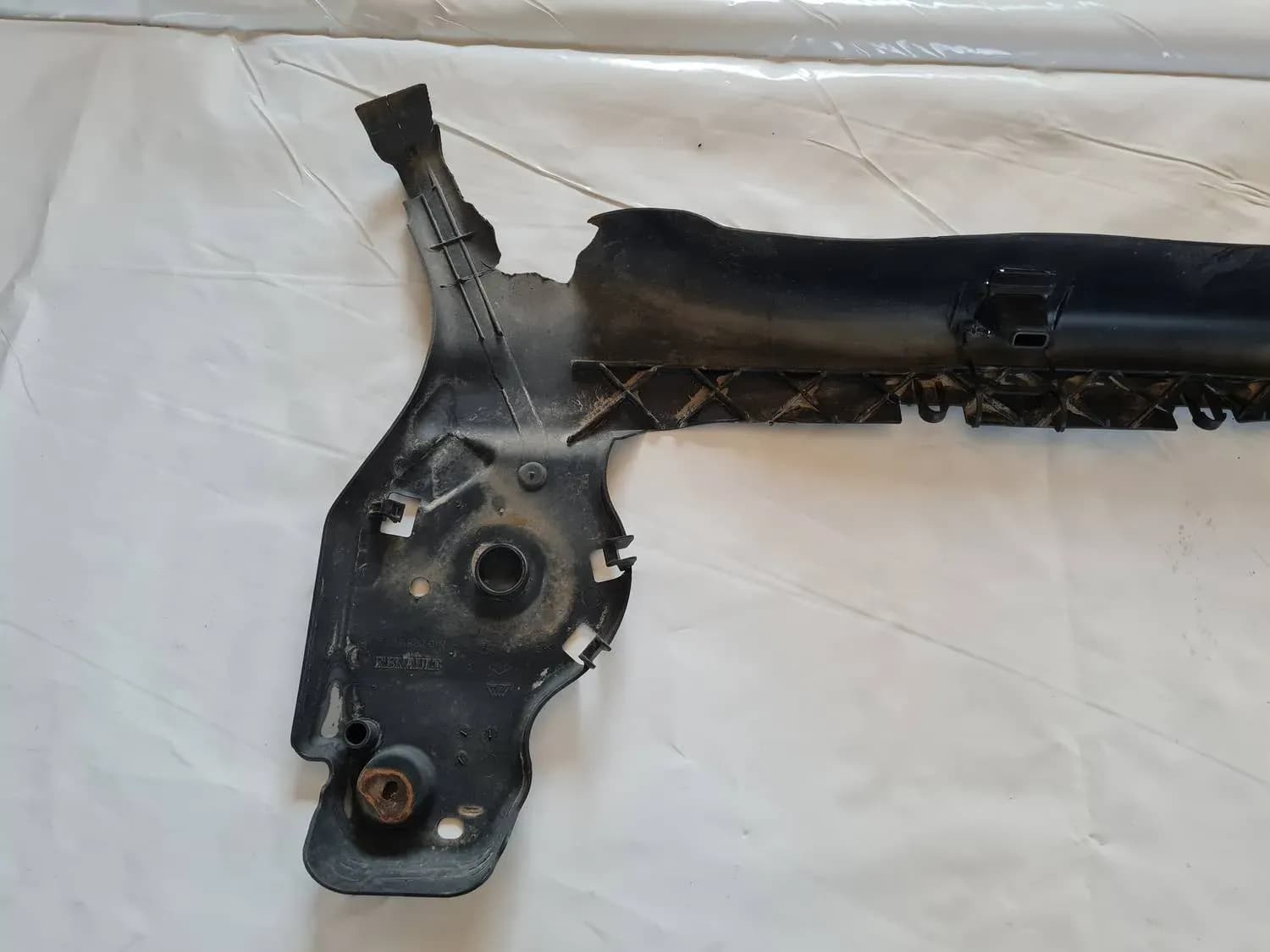 Protecția așezului spate RENAULT SCENIC III 2011 - foto 6