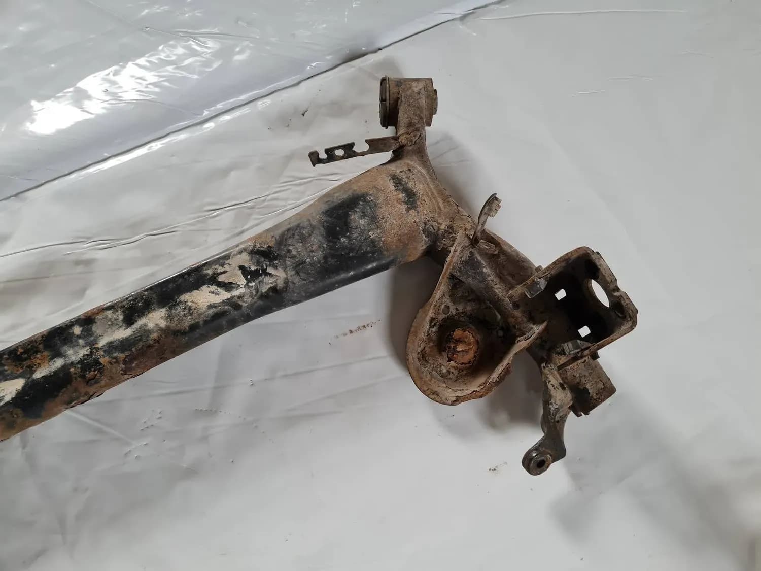Punte spate/Subcadru spate RENAULT SCENIC III 2011 - foto 3