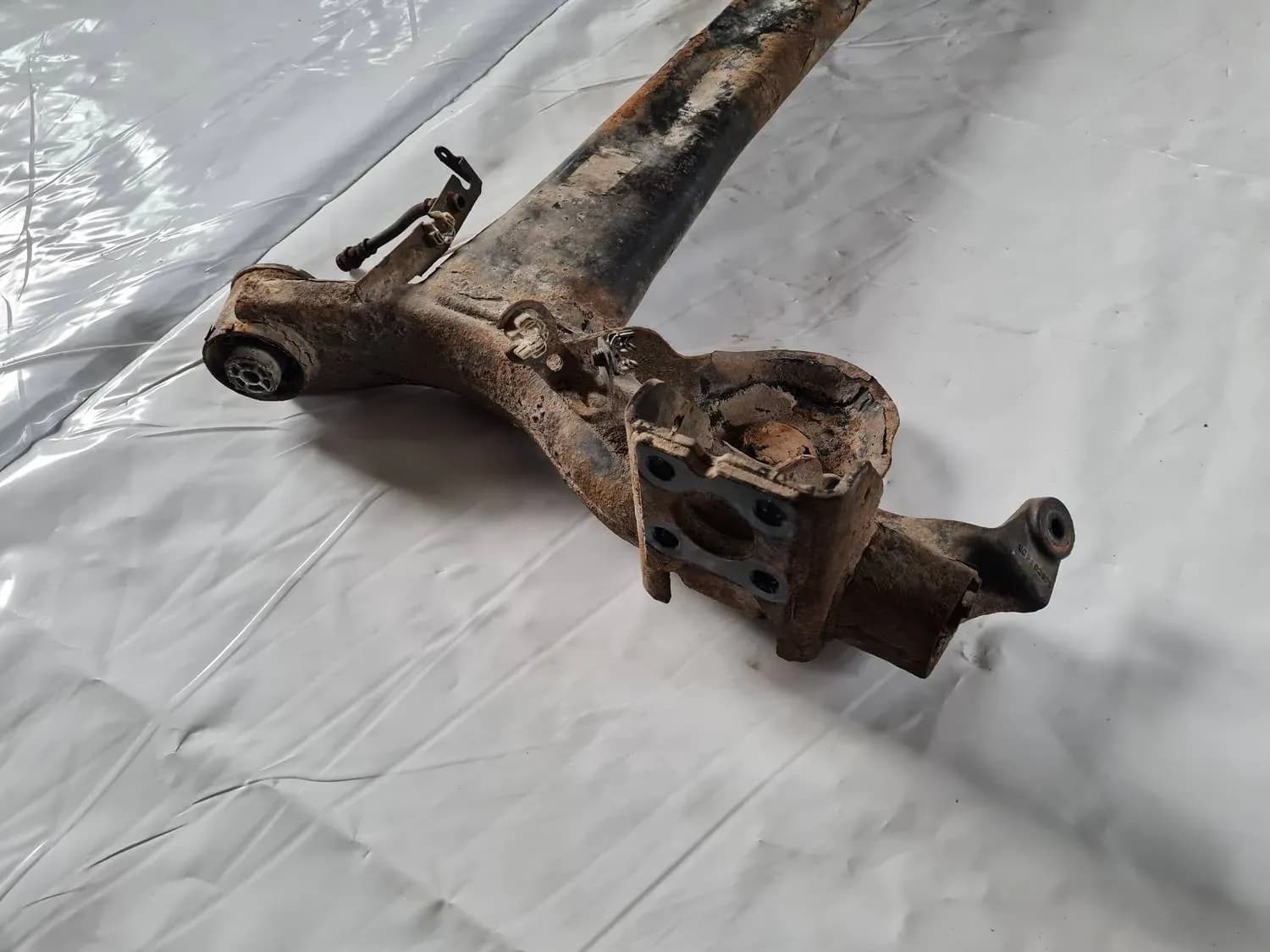Punte spate/Subcadru spate RENAULT SCENIC III 2011 - foto 5