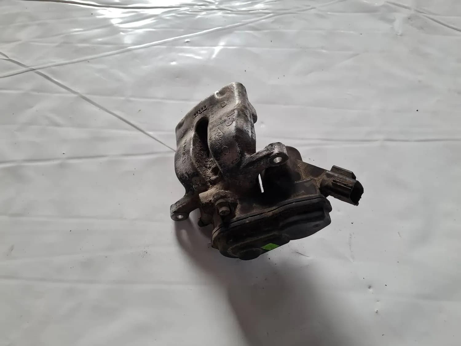 Etrier dreapta spate RENAULT SCENIC III 2011 - foto 4