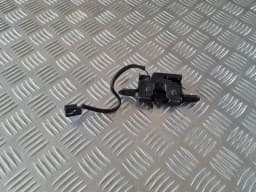 Blocarea capotei RENAULT SCENIC III 2011