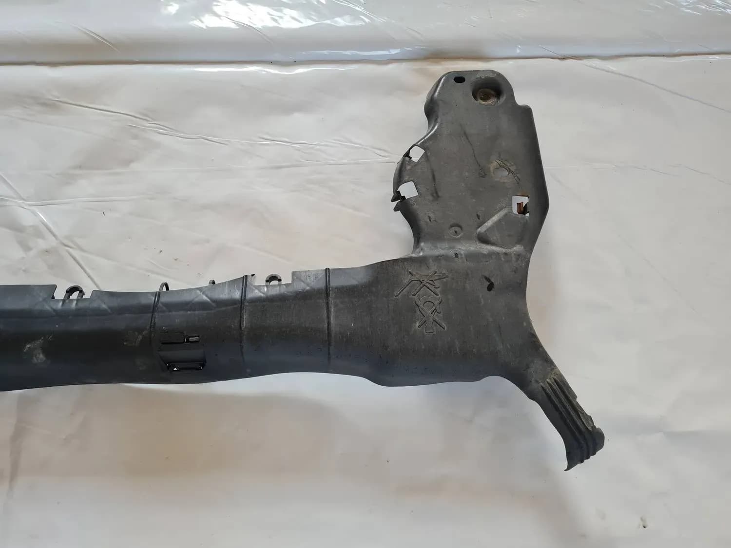 Protecția așezului spate RENAULT SCENIC III 2011 - foto 4