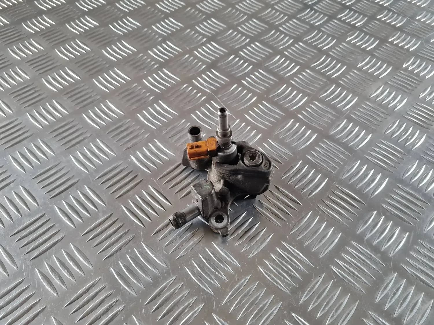 Injecție ADBlue (DPF) RENAULT SCENIC III 2011 - foto 1