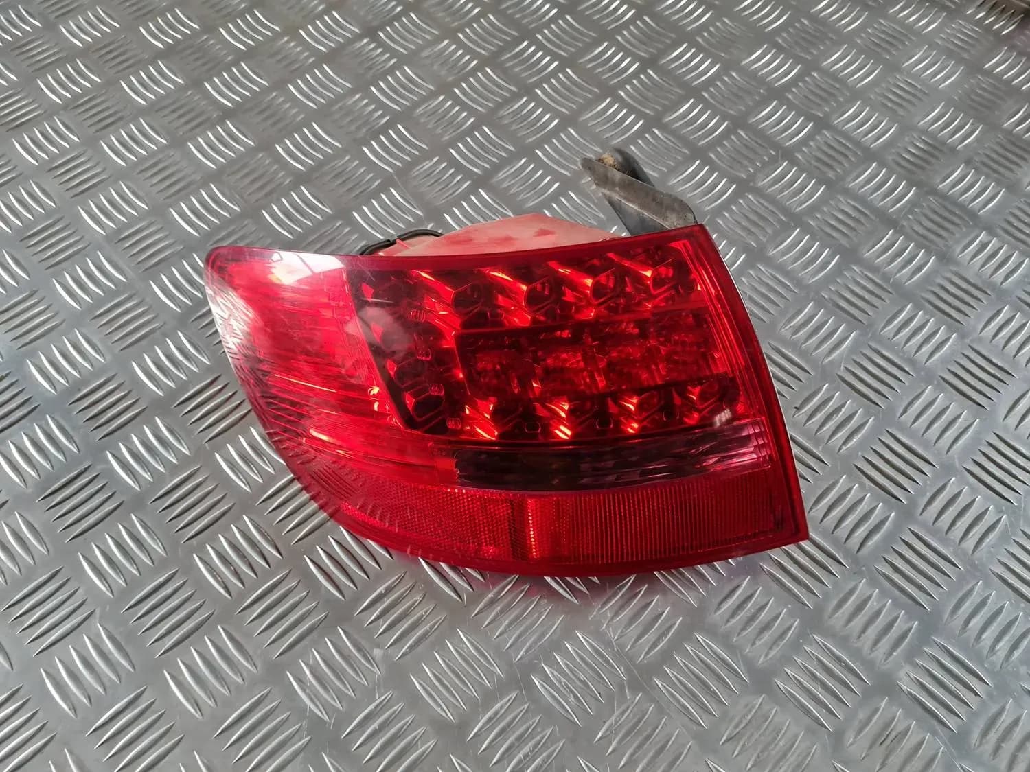 Lampa stânga spate AUDI A6 2008
