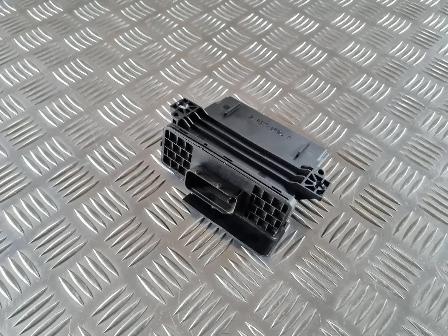 Unitatea de control a sistemului de la bord AUDI A6 2008 - foto 2