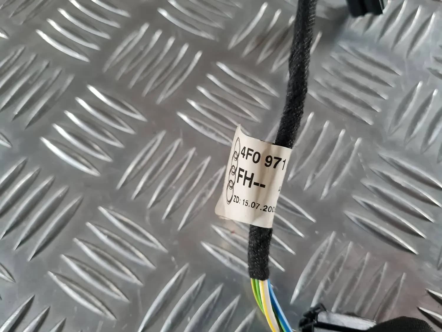 Cablu pentru motorul geamului electric AUDI A6 2008 - foto 3