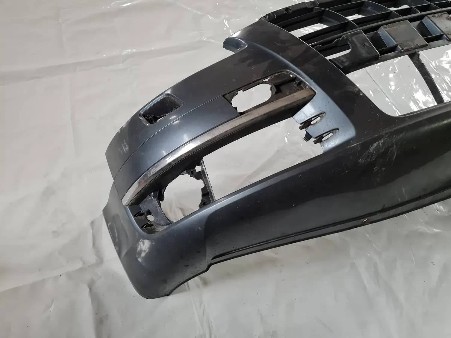 Bara de protecție față AUDI A6 2008 - foto 4