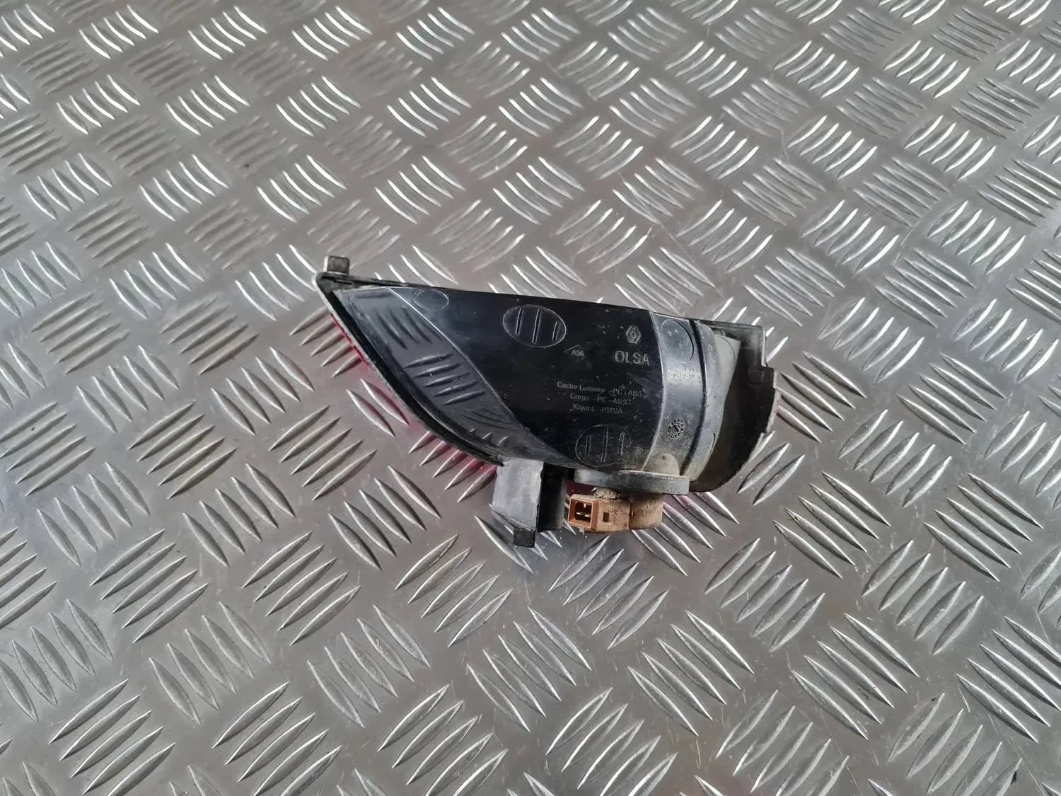 Ceață, spate stânga RENAULT SCENIC III 2011 - foto 2