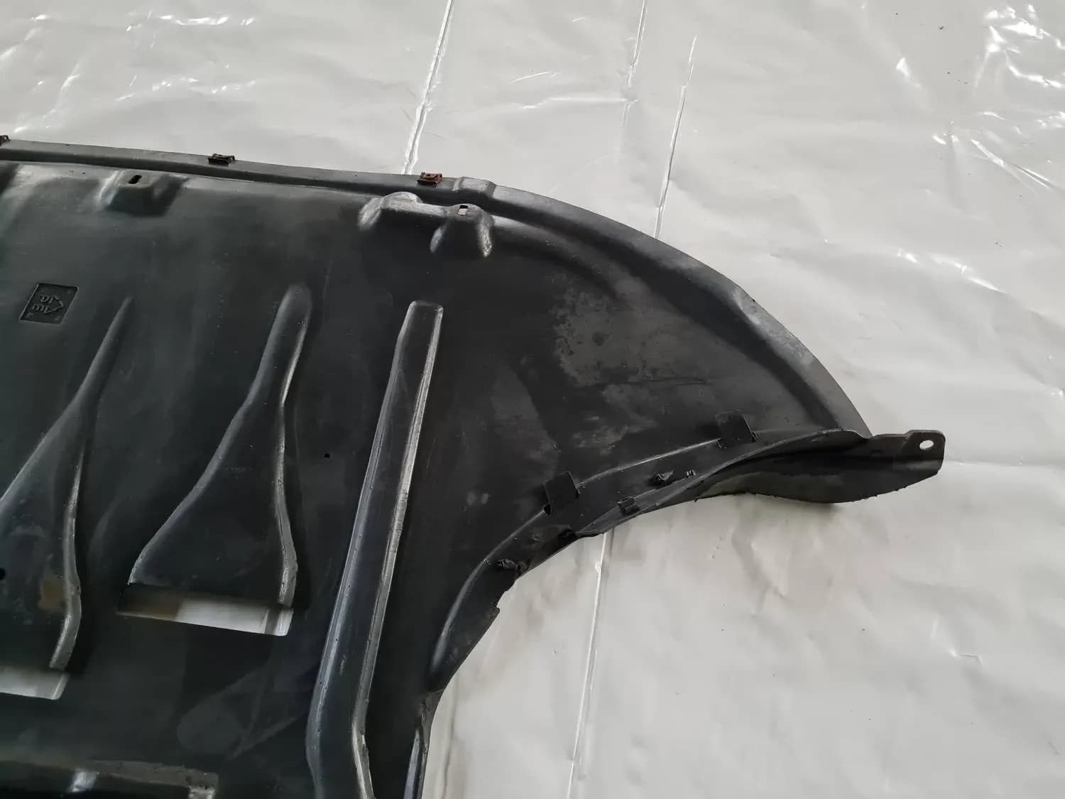 Protecție motor AUDI A6 2008 - foto 2