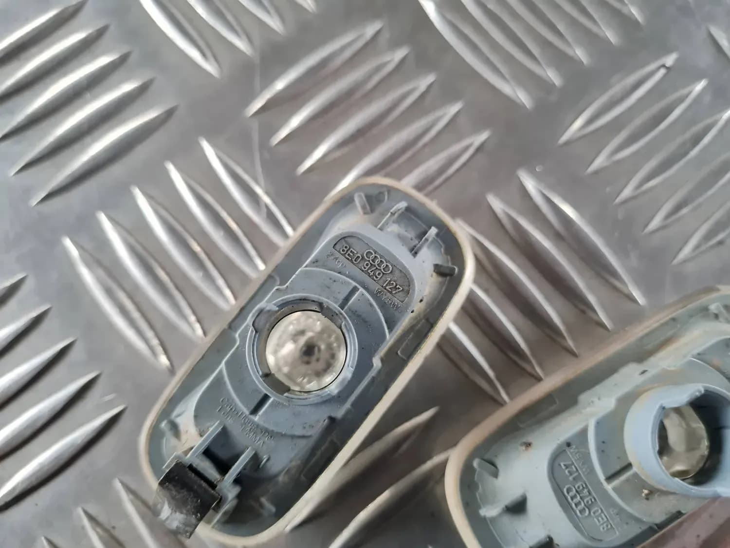 Repetitor AUDI A6 2008 - foto 3
