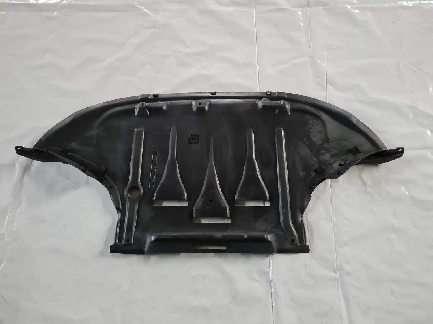 Protecție motor AUDI A6 2008 - foto 1