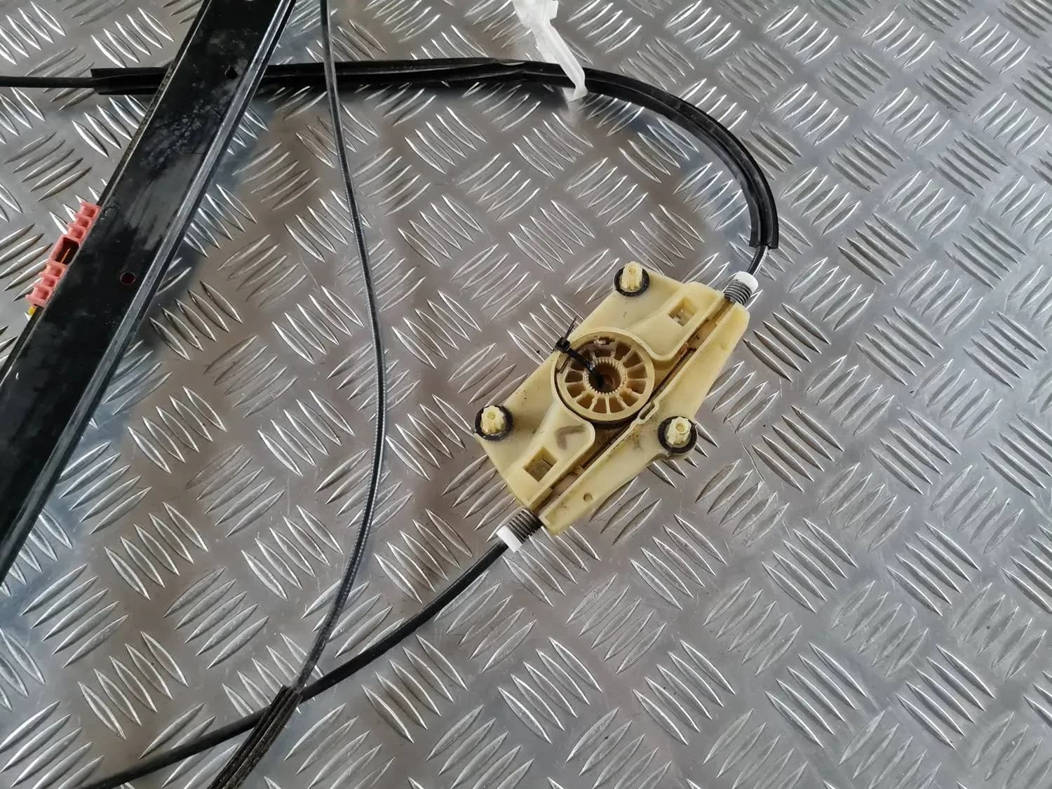 Regulator geam față stânga AUDI A6 2008 - foto 2