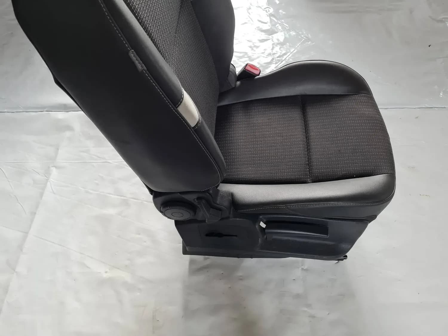 Scaun dreapta față RENAULT SCENIC III 2011 - foto 7