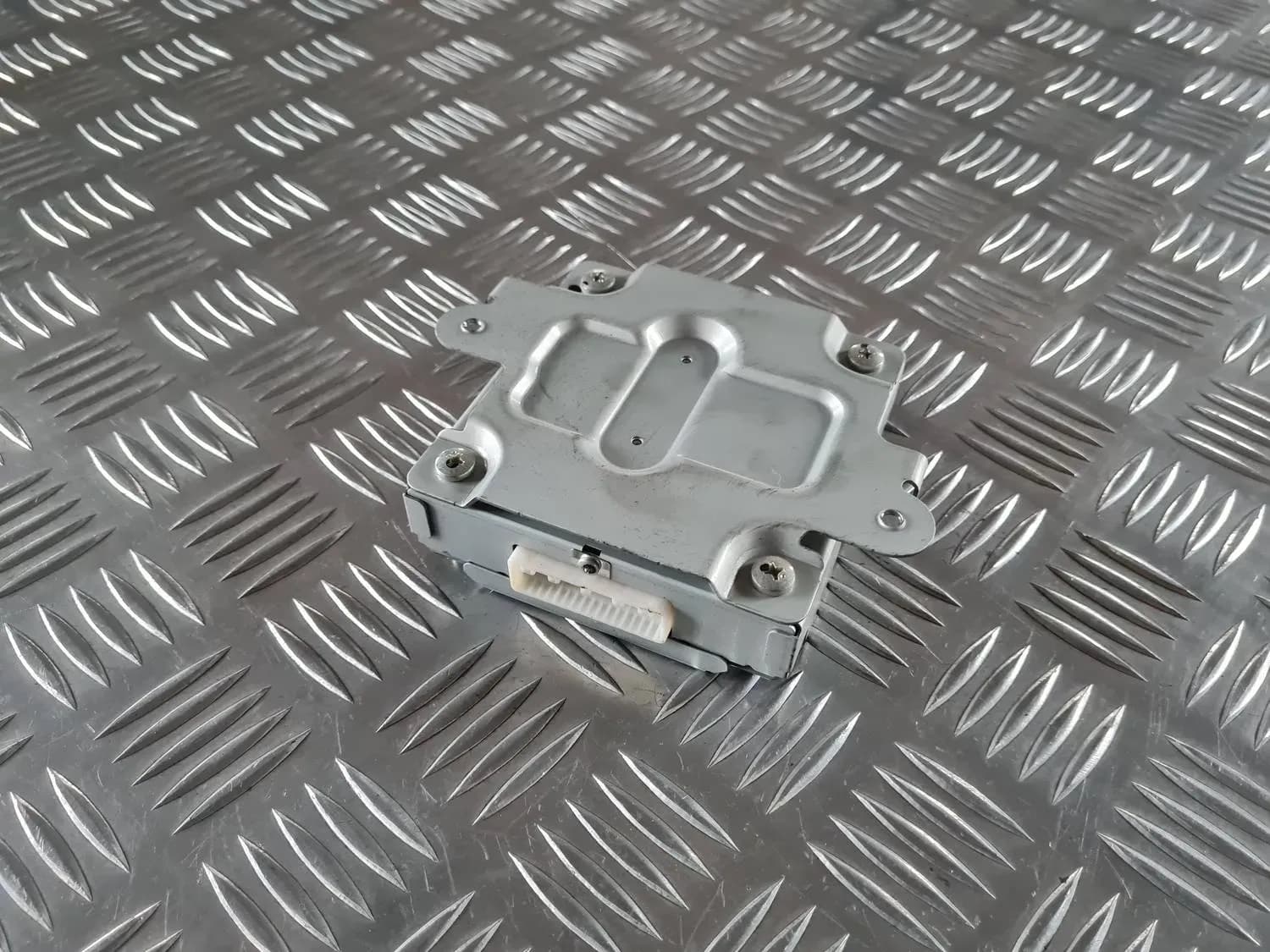 Unitatea de control a camerei video pentru vedere din spate RENAULT SCENIC III 2011 - foto 3