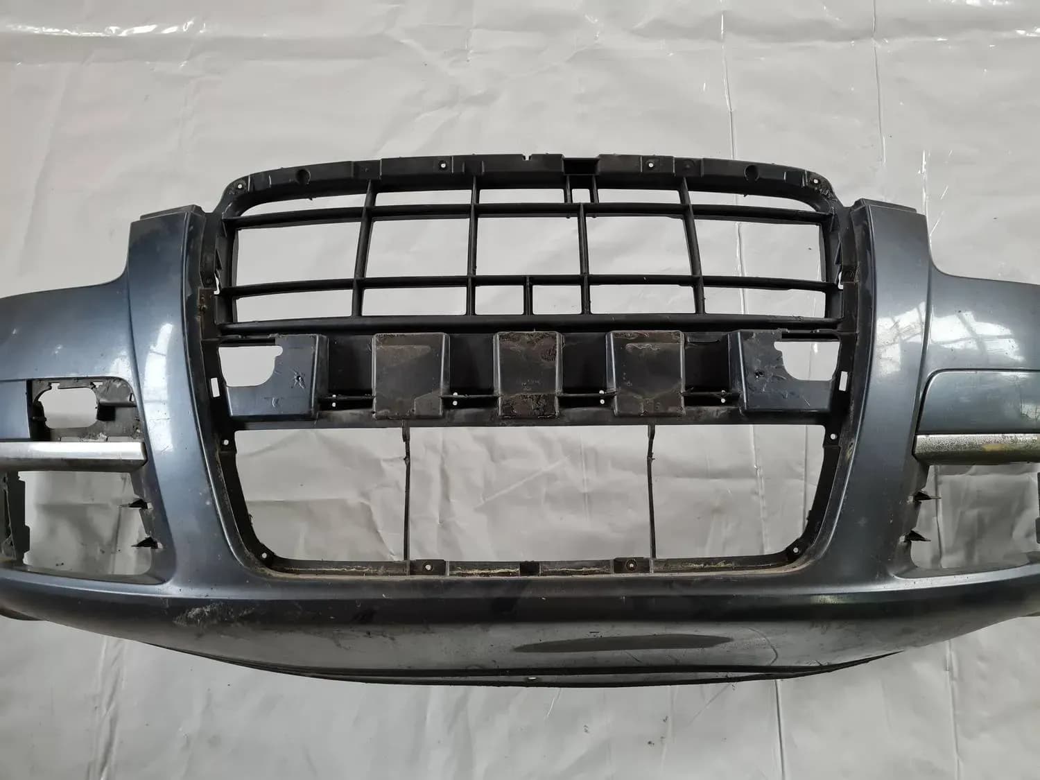 Bara de protecție față AUDI A6 2008 - foto 3