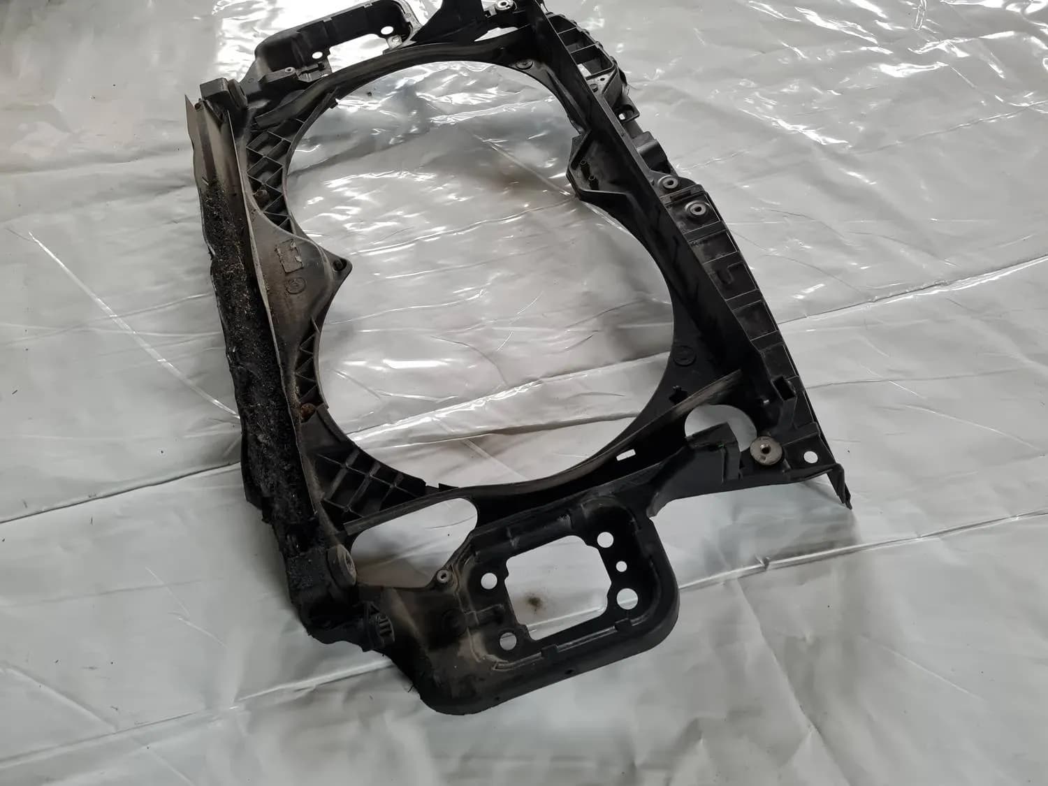 Cadru radiator față AUDI A6 2008 - foto 8