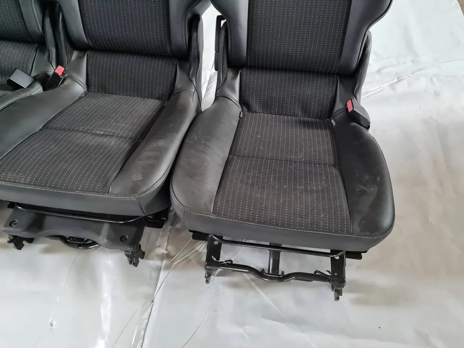 Scaun spate RENAULT SCENIC III 2011 - foto 7