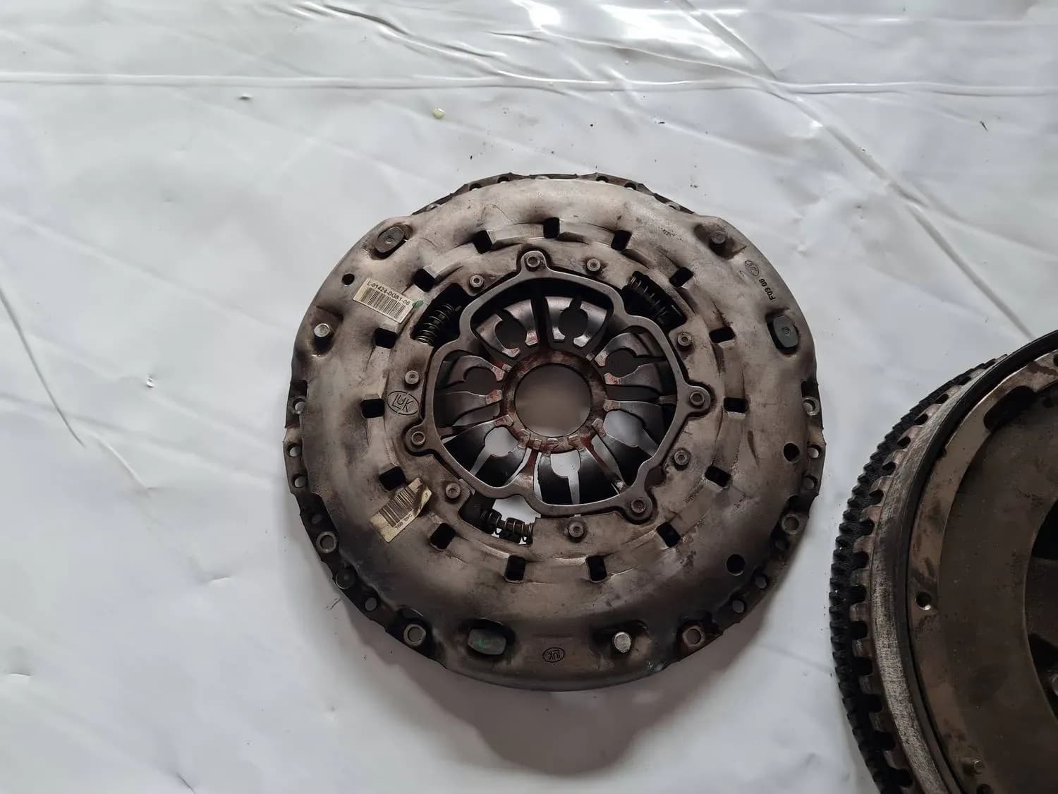 Kit ambreiaj RENAULT SCENIC III 2011 - foto 3