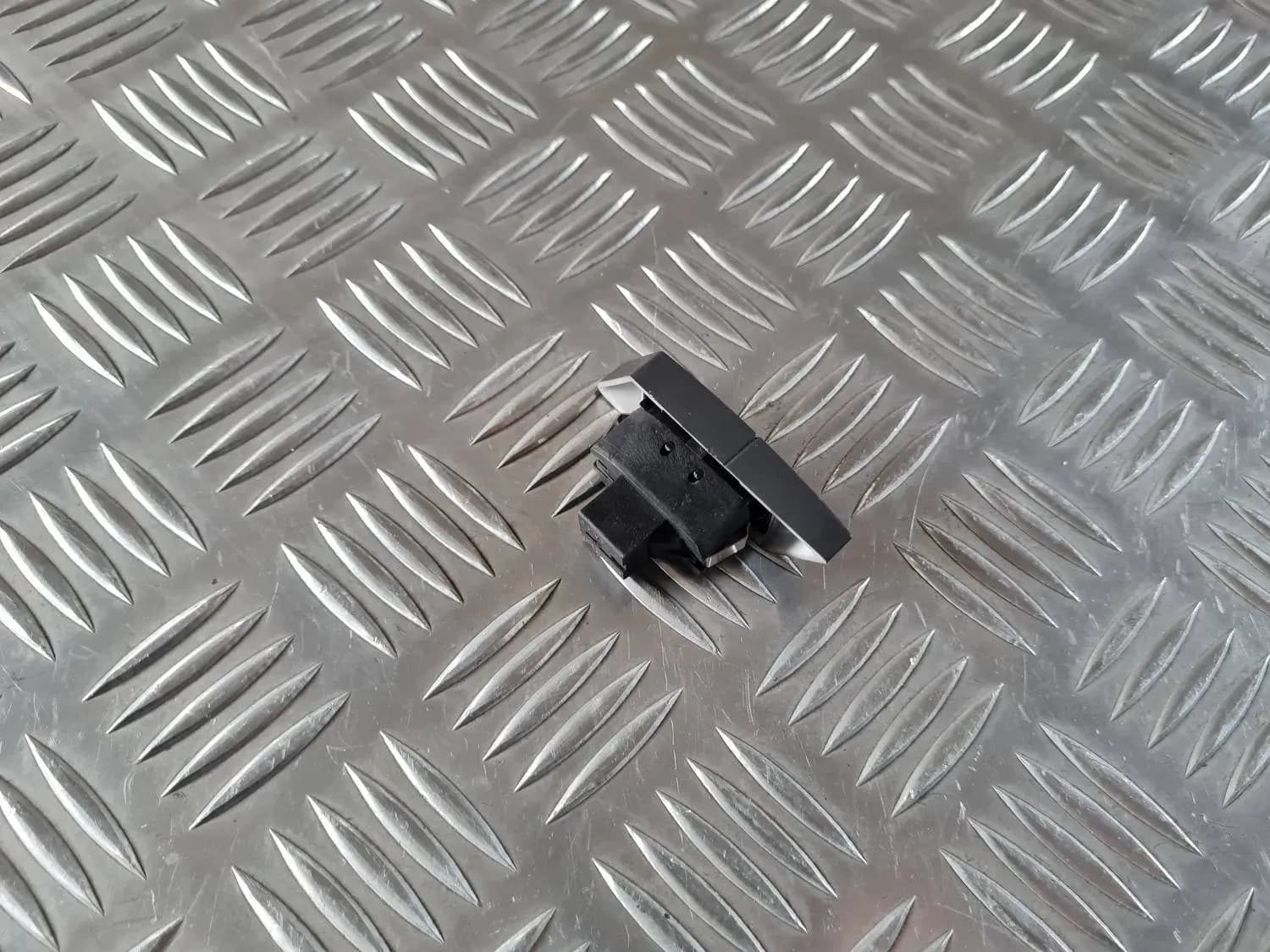 Buton de deschidere/închidere AUDI A6 2008 - foto 2