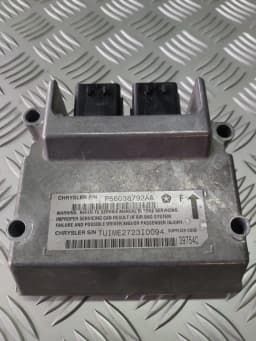 Unitatea de comandă a airbagului JEEP GRAND CHEROKEE 2004