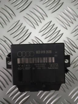 Unitatea de control a senzorilor de parcare AUDI A4 2005
