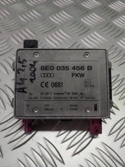Unitatea de control a antenei AUDI A4 AVANT 2004