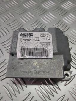 Unitatea de comandă a airbagului PEUGEOT 407 2004