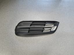Grila proiectoarelor de ceață, stânga BMW 520D F11 2011 TOURING